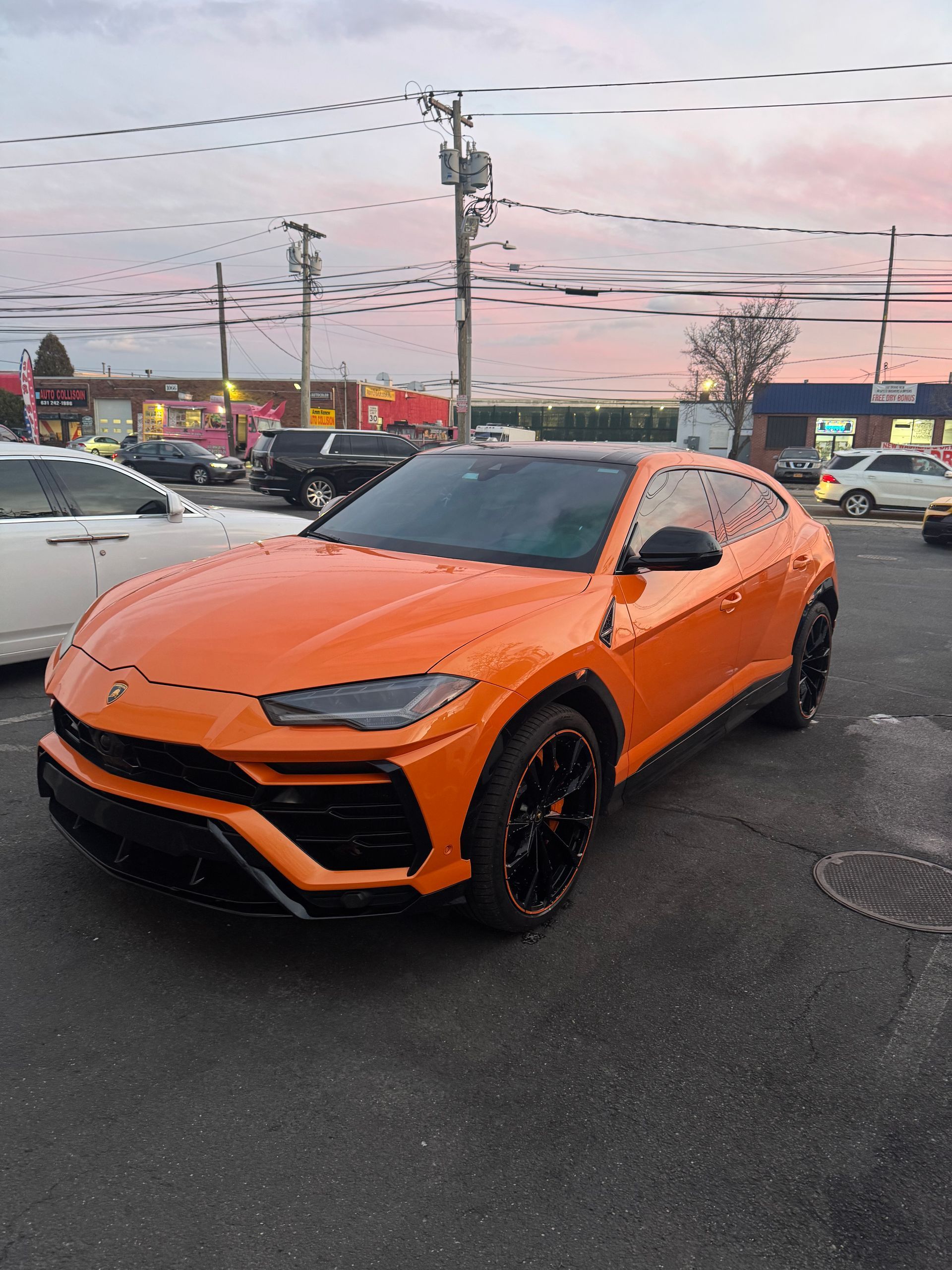 Lamborghini Urus detailed interior and exterior
