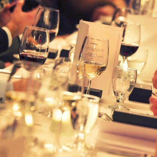 Tavolo di ristorante per ricevimenti