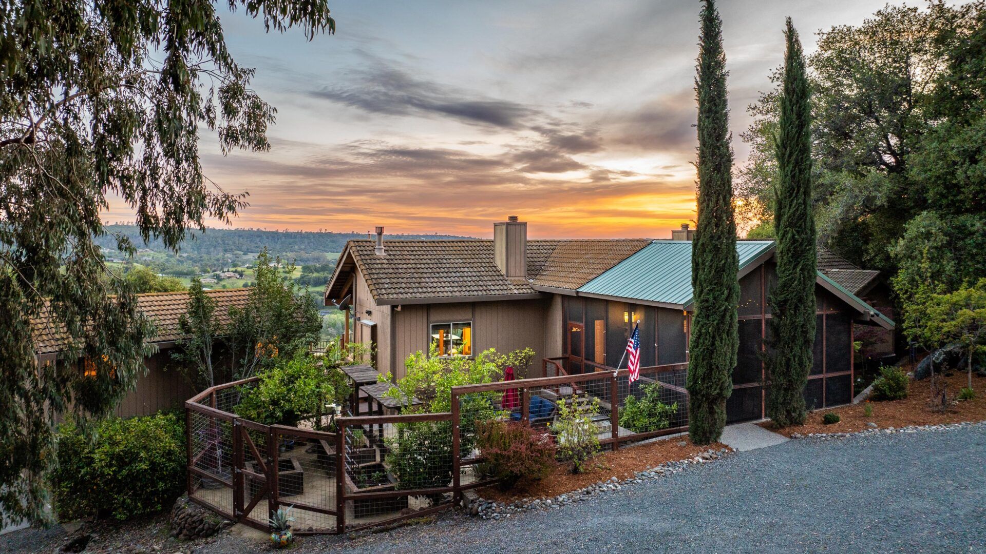 888 Vineyard Hill Drive, Newcastle, CA 95658