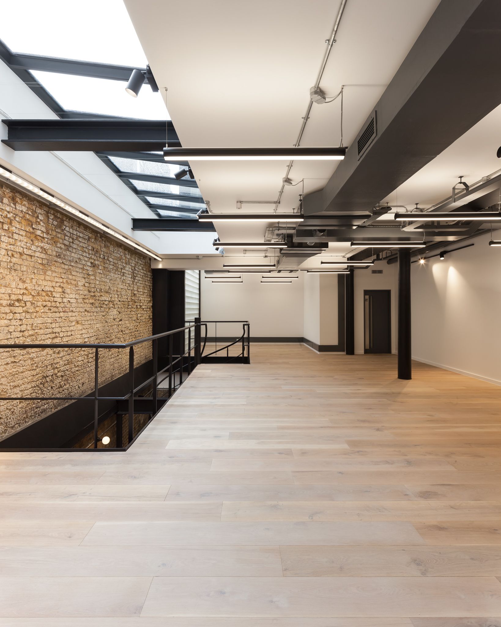 Panorama of White Oiled Oak decking at Notcutt House