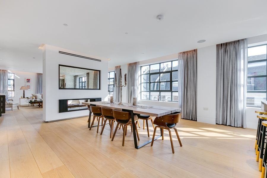 Dyfed Richards, Brushed and Bespoke Colour Oil Flooring at Westbourne Lofts