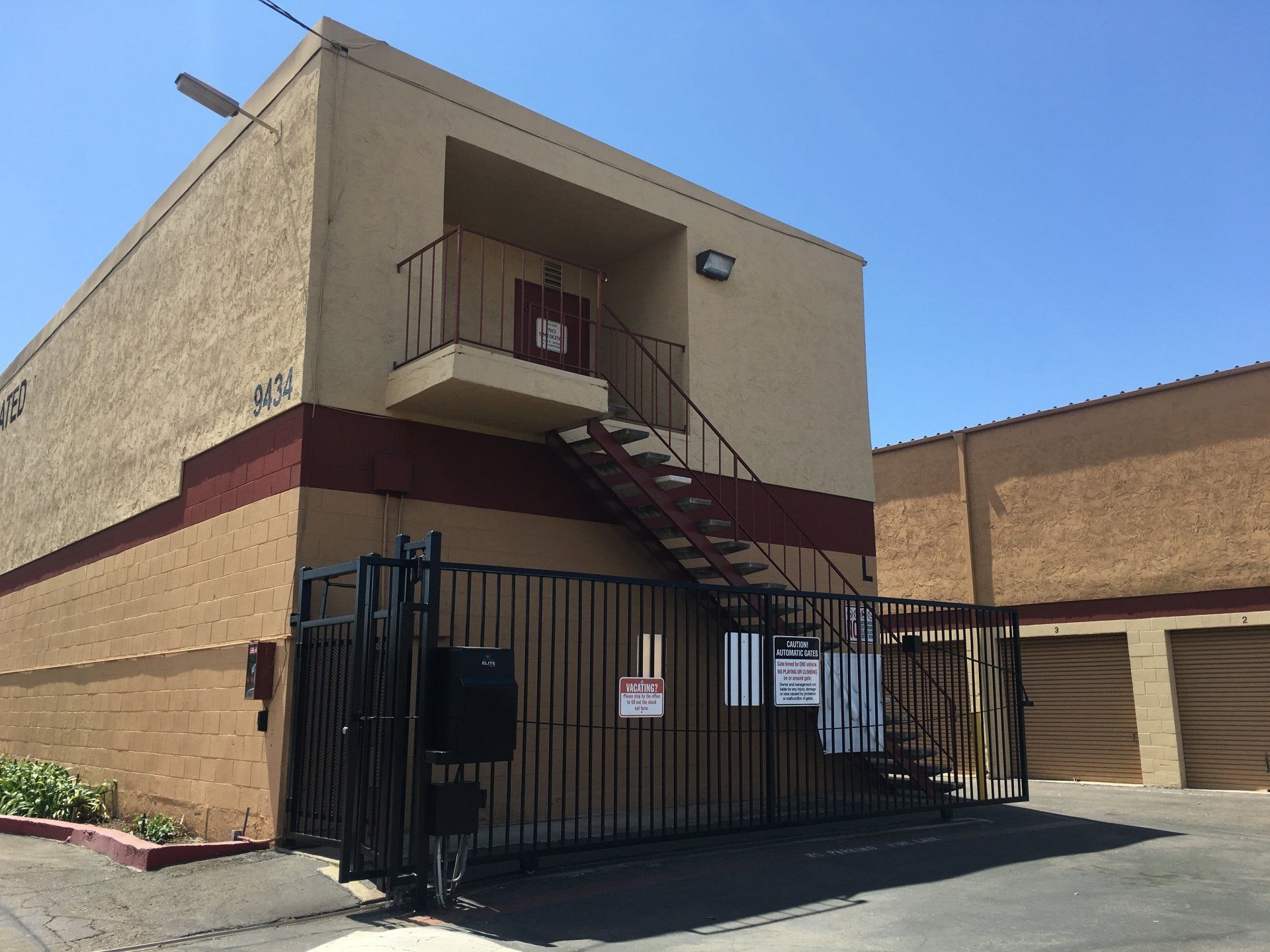 Secured Self Storage Rates — Front View Office in San Diego, CA