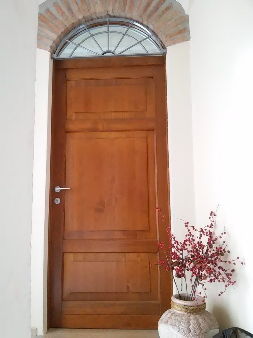 portoni in legno su misura