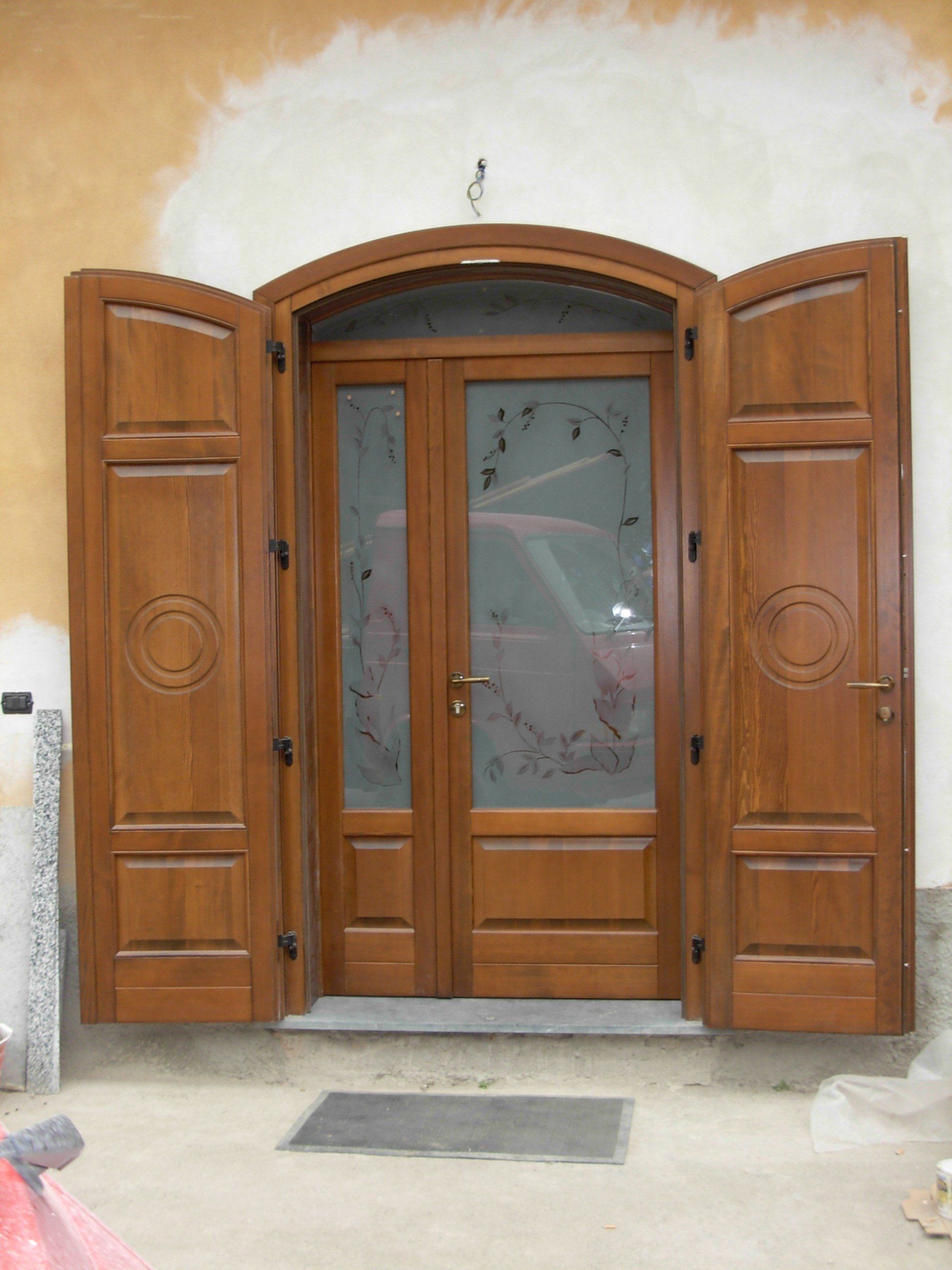 porte di ingresso su misura