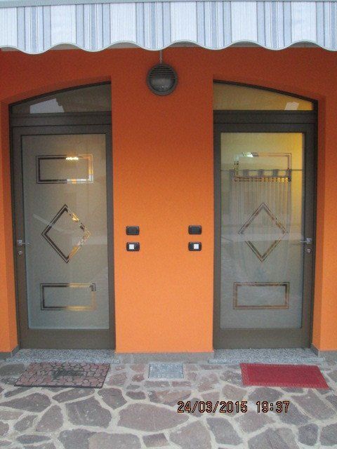 portoncini con finiture personalizzabili