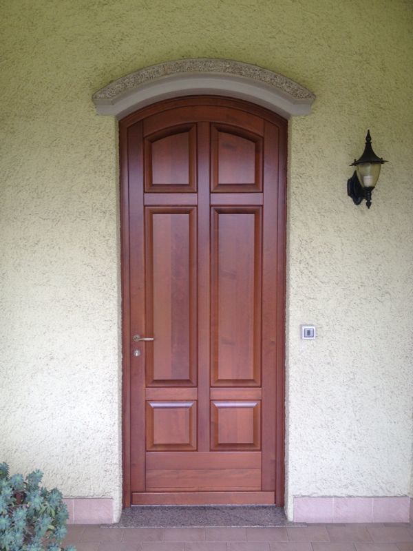 portoncino stile classico