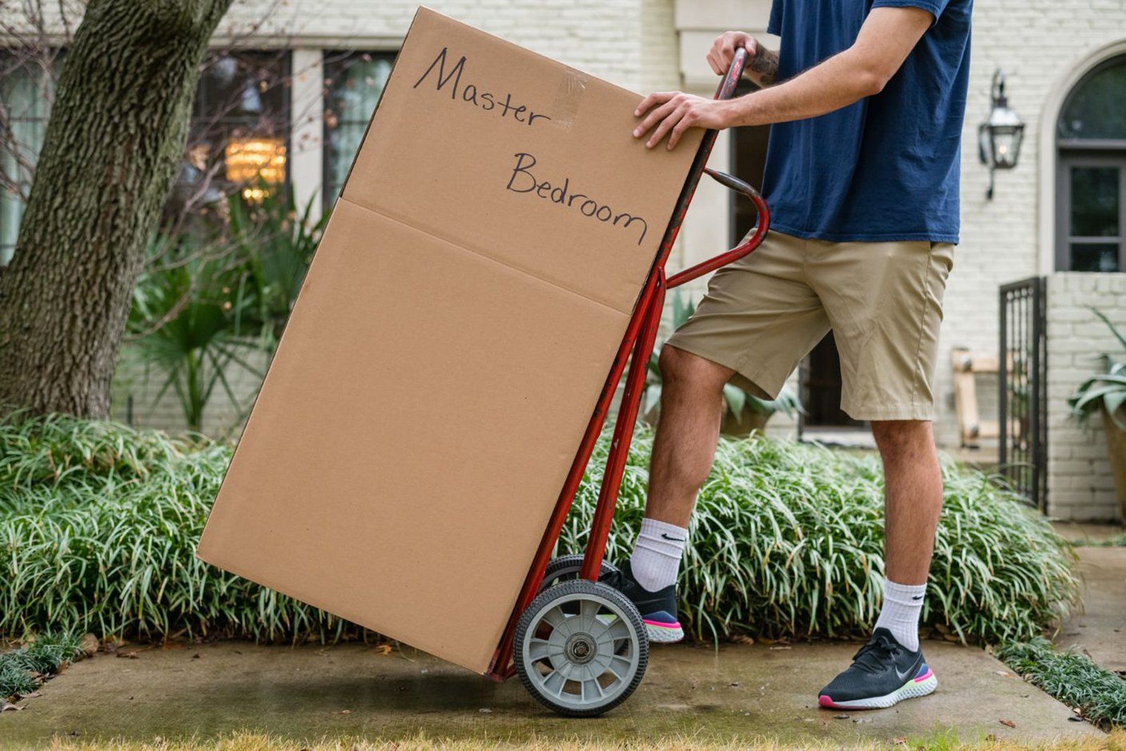 Moving Big Box — Bossier City, LA — Moving Guys For Rent