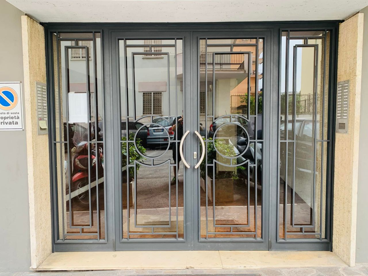 PORTONE CONDOMINIALE