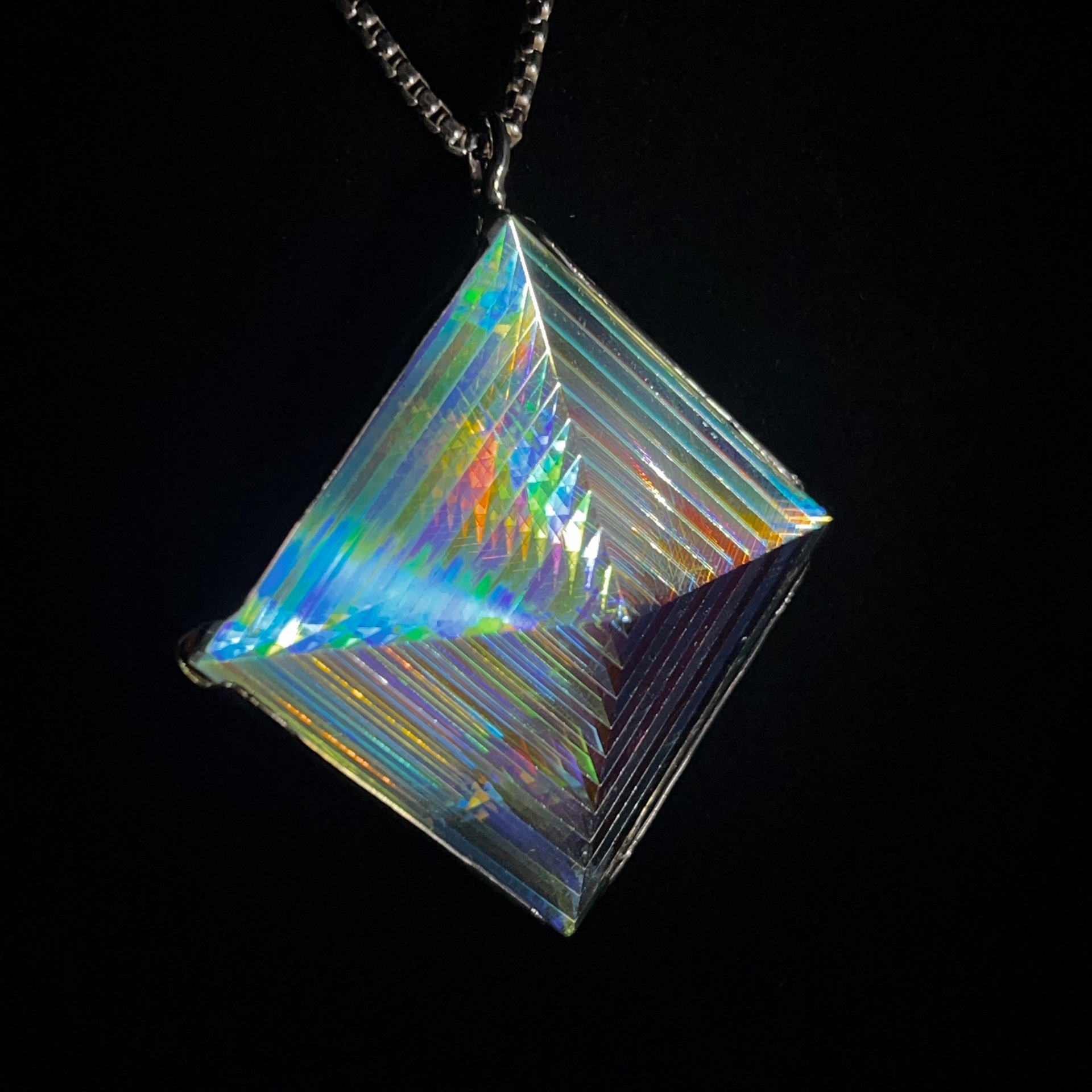 Infinity Pendant by Jacob Barfield