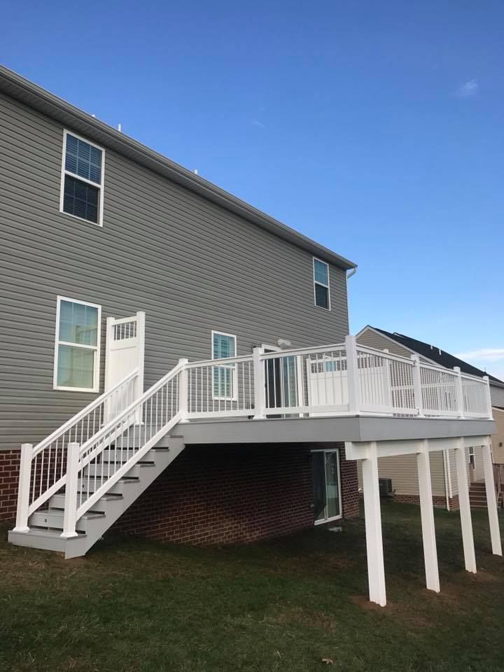Deck Remodeling - Composite & Wood Decks
