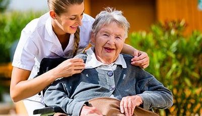 Nurse and Senior Woman - Supportive house service in Chadds Ford, PA