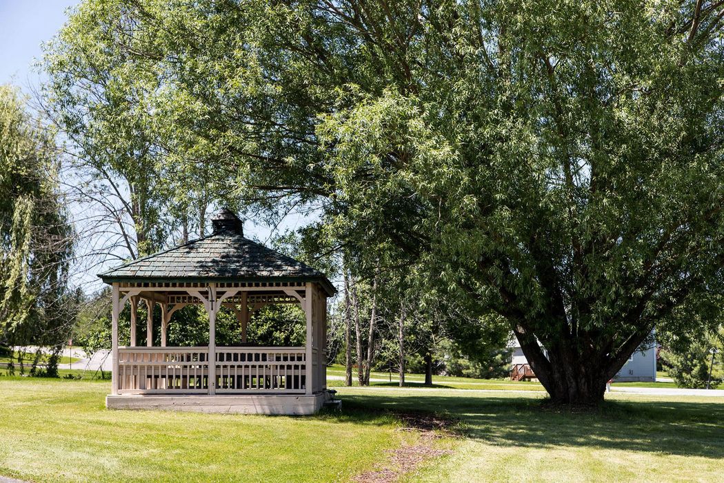 Harvest Inn gazebo