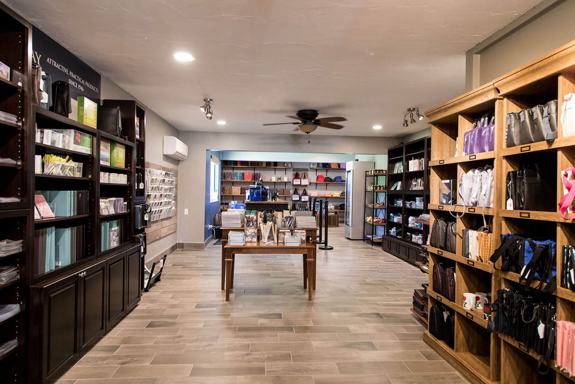 Harvest Inn gift shopHarvest Inn