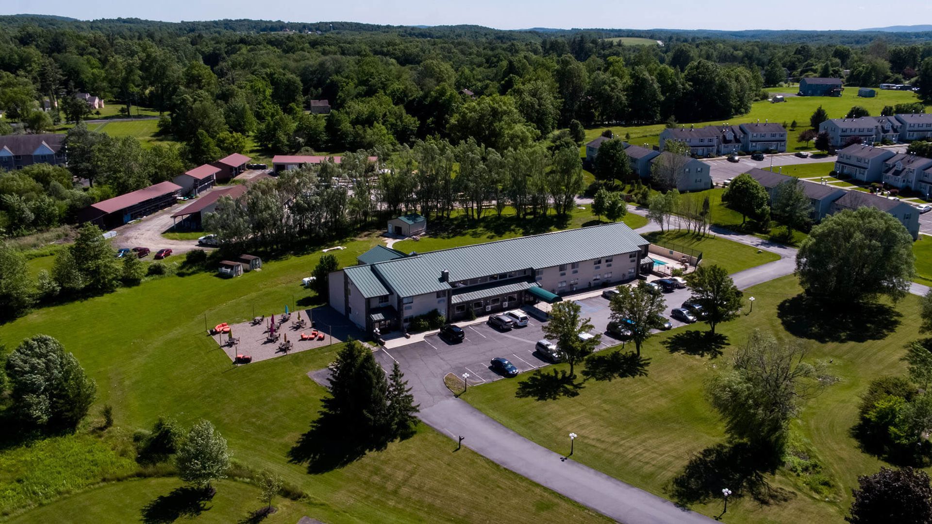 Harvest Inn aerial view