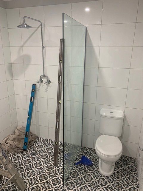 Bathroom With Toilet and Shower Connected — Mainline Plumbing & Civil Pty Ltd In Dubbo, NSW