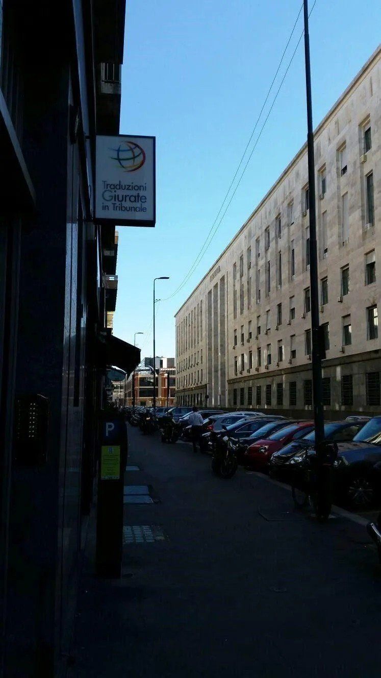 Via studio legale a Milano