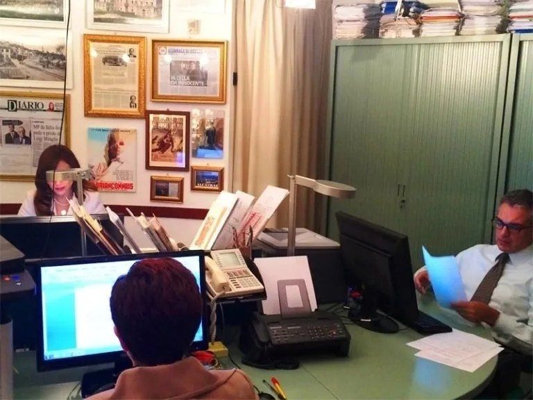 Impiegati alla scrivania