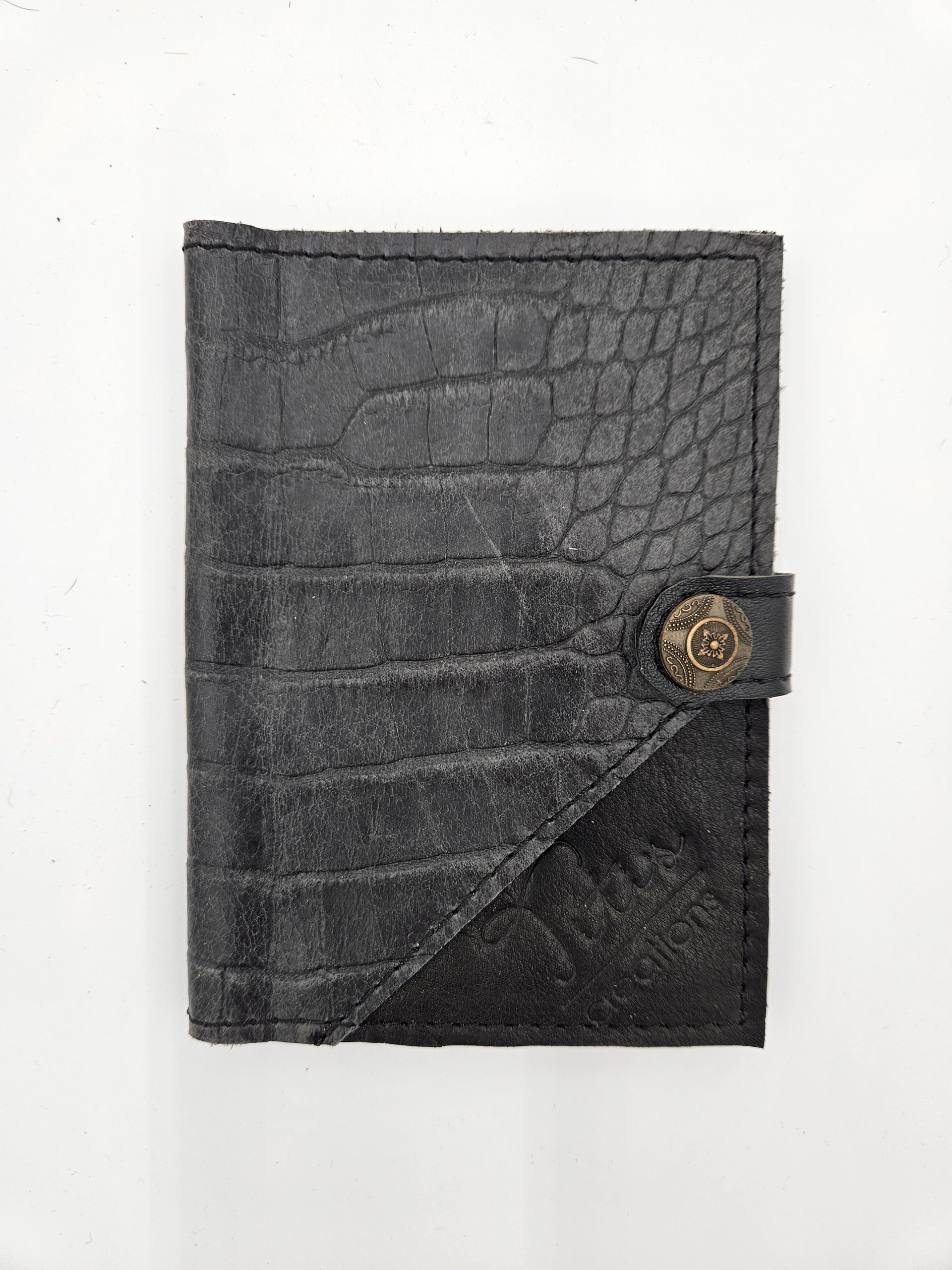 Paspoorthoes croco / zwart