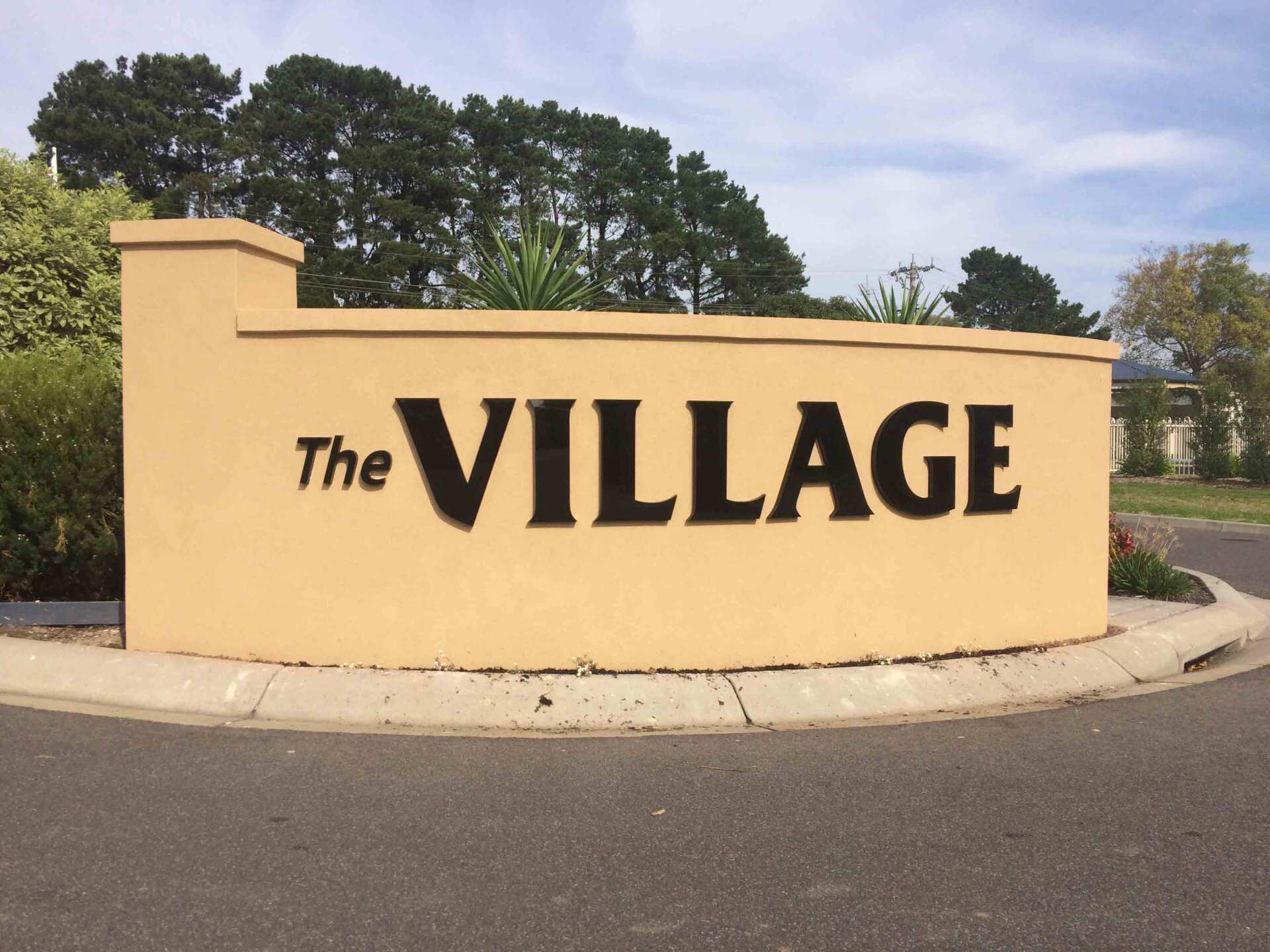 Commercial & Industrial Signs18