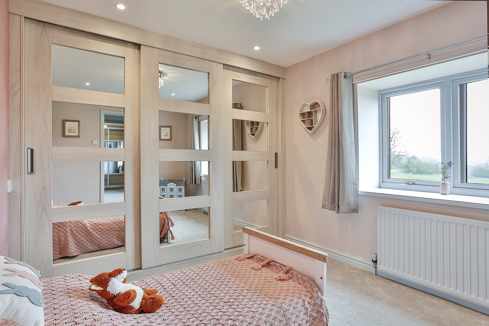 Toffs Sliding Doors image 28