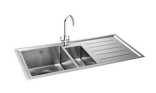 Vela 150 with Henley Chrome Tap