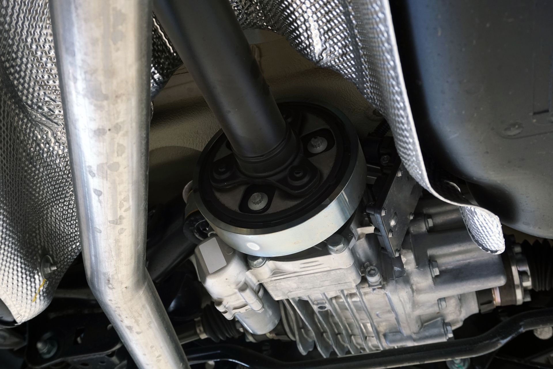 What Are the Signs of a Bad CV Axle or CV Joint? | Apex Automotive Care