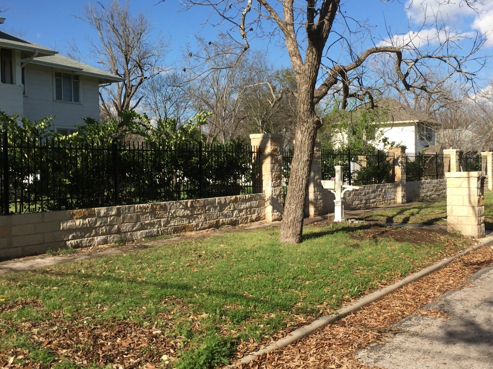 rock-columns-and-footers