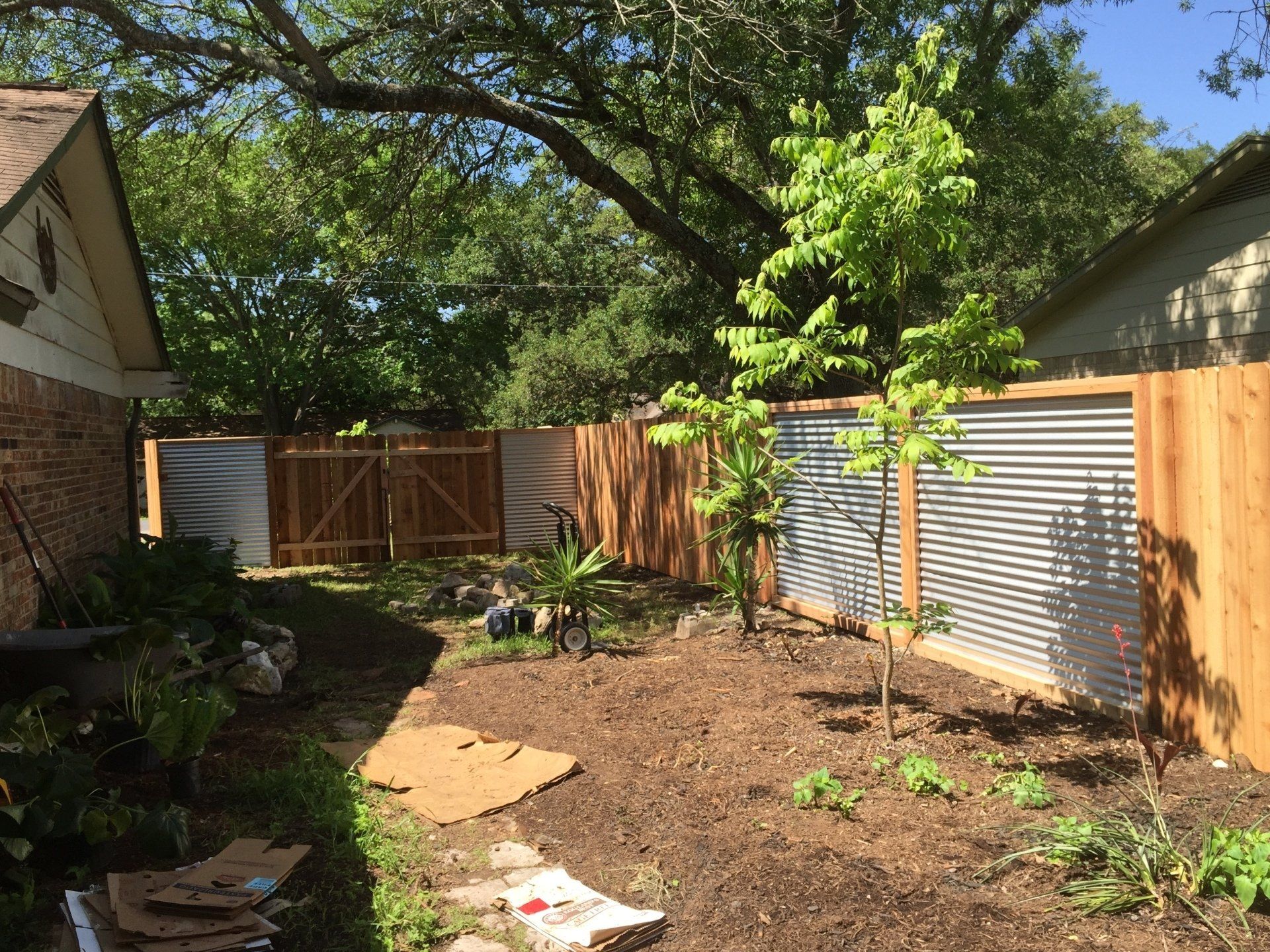 corrugated-fencing