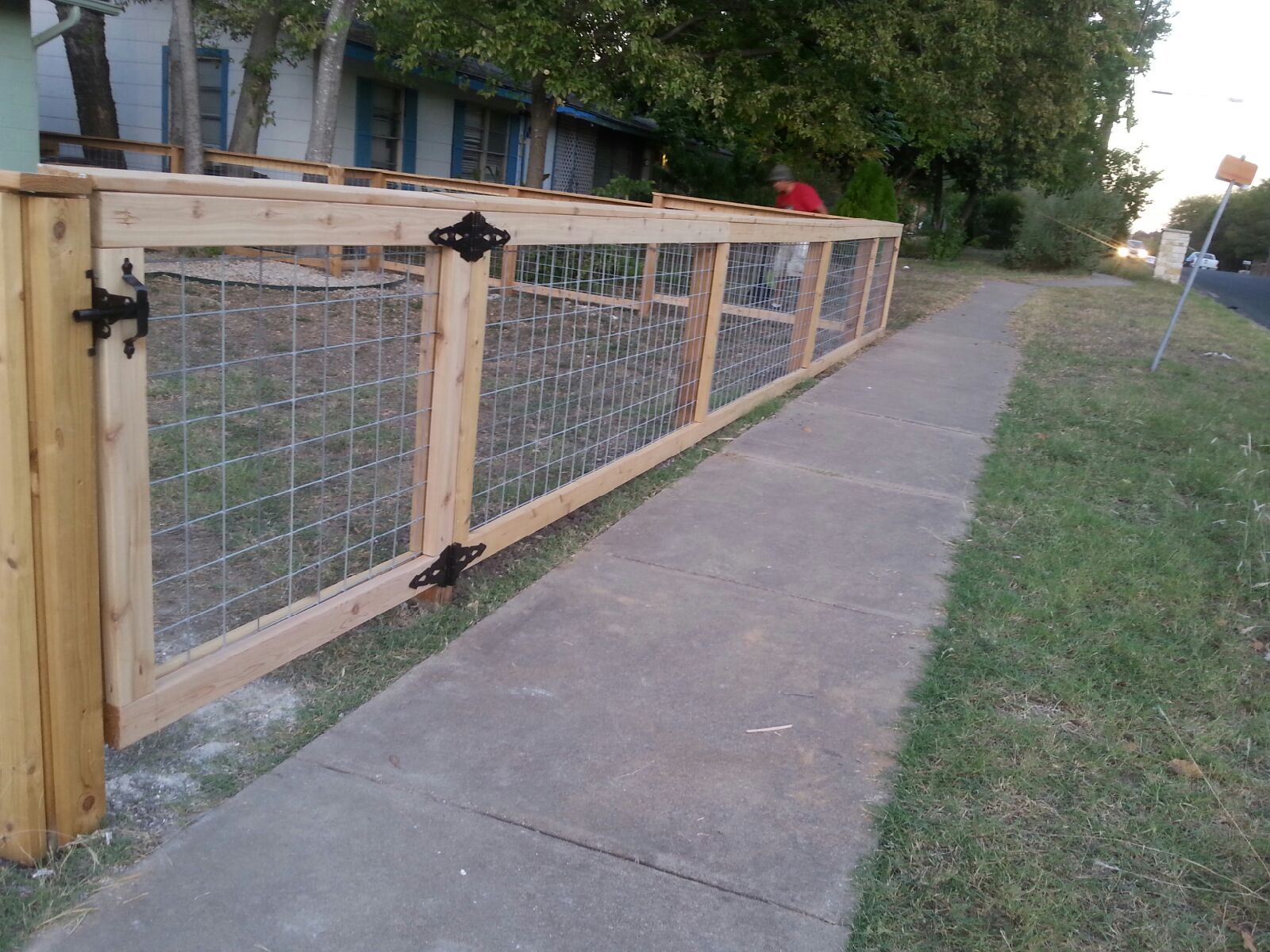 Bullwire Panel Fence | Pflugerville Pfence Company