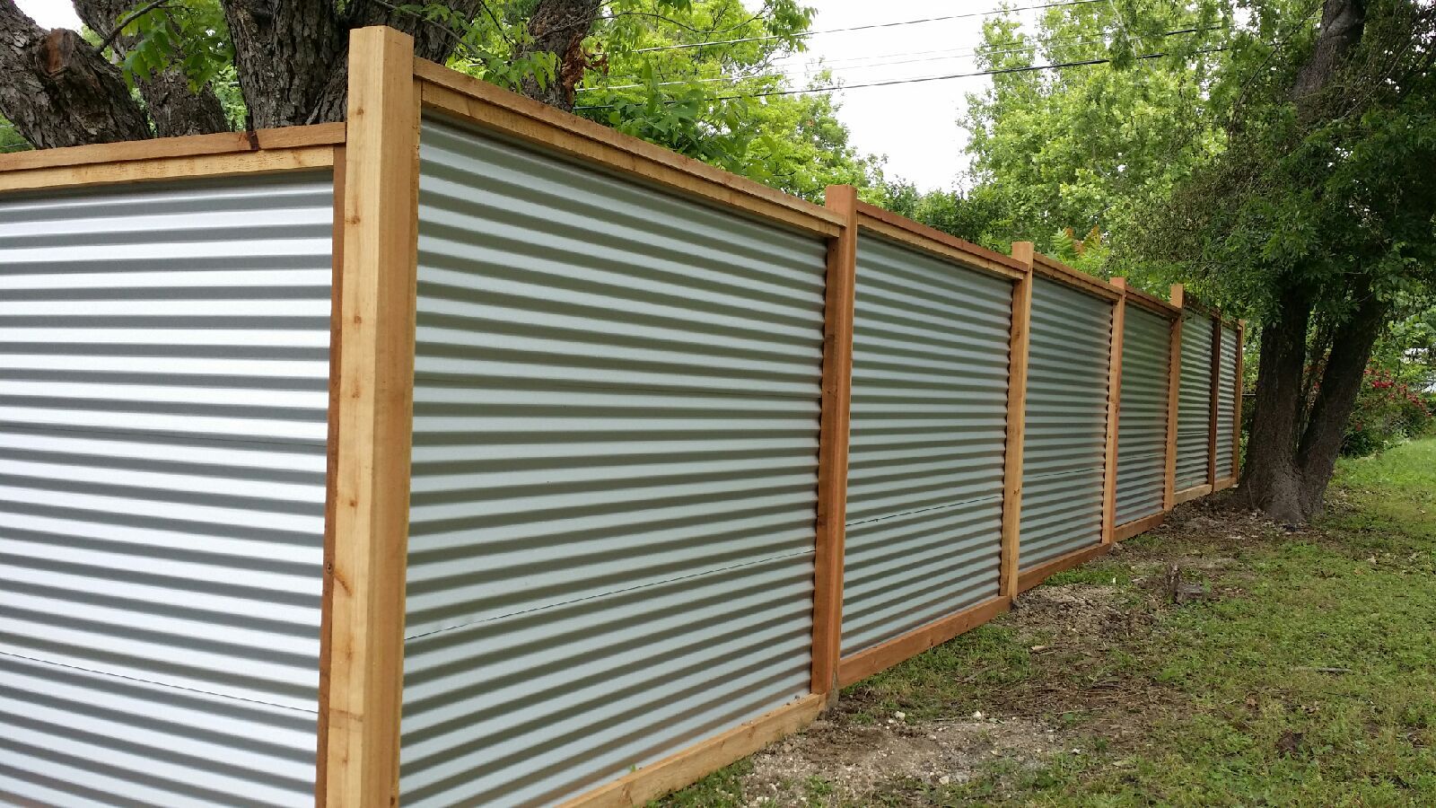 Corrugated Fence | Pflugerville Pfence Company