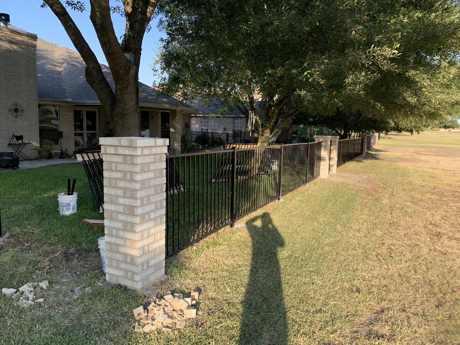 rock-columns-and-footers