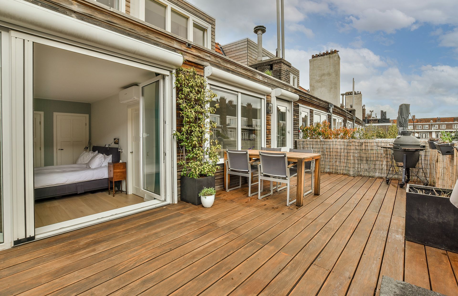 Expert Decking and Rail Installation Services