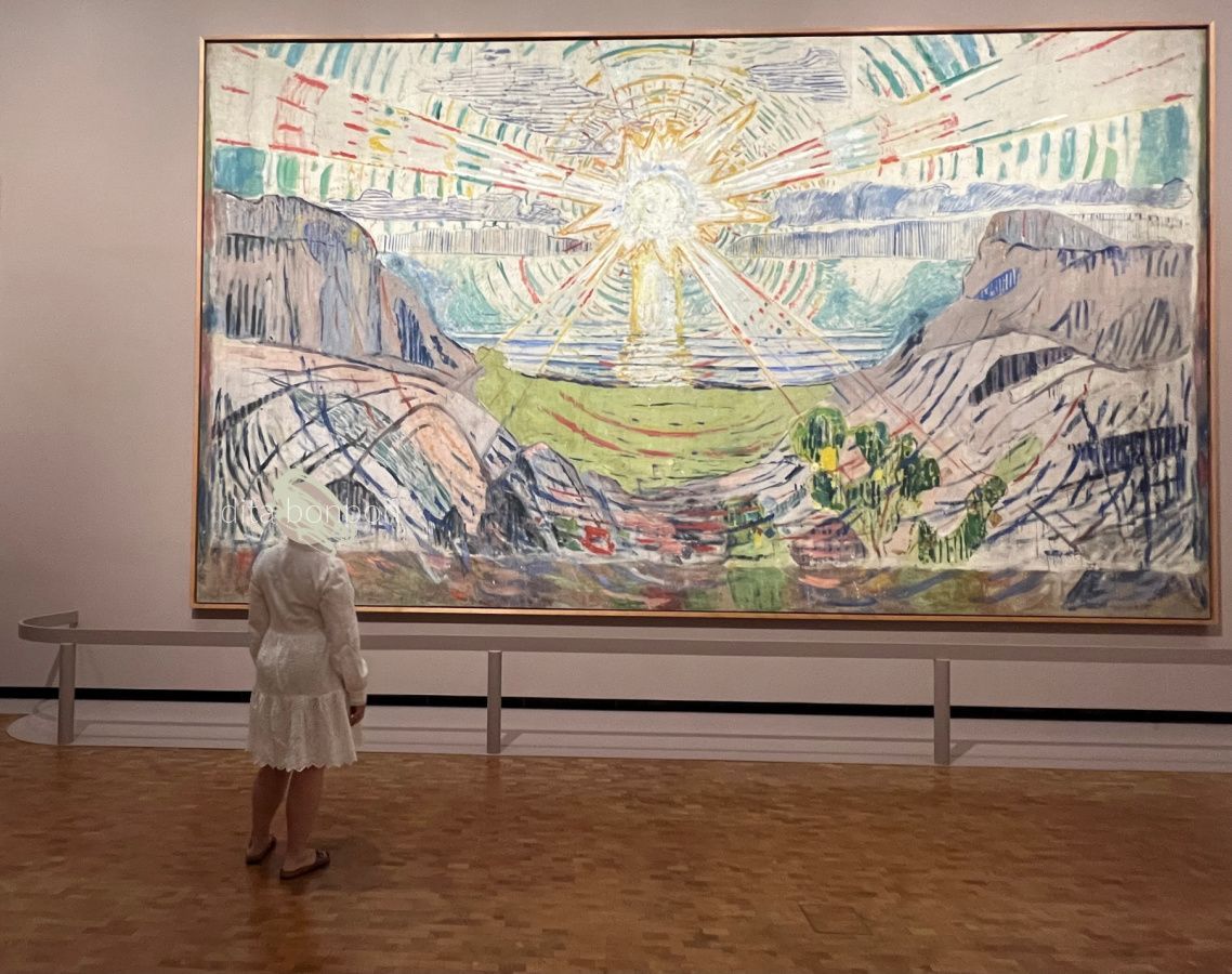 dita bonbon mature travel companion in europe