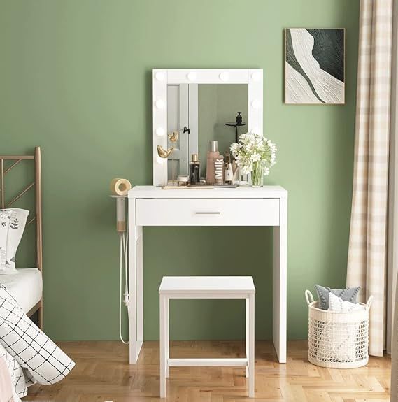 Radiant Reflection Vanity Set