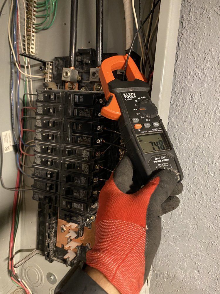 Gallery Image | Nominal Voltage