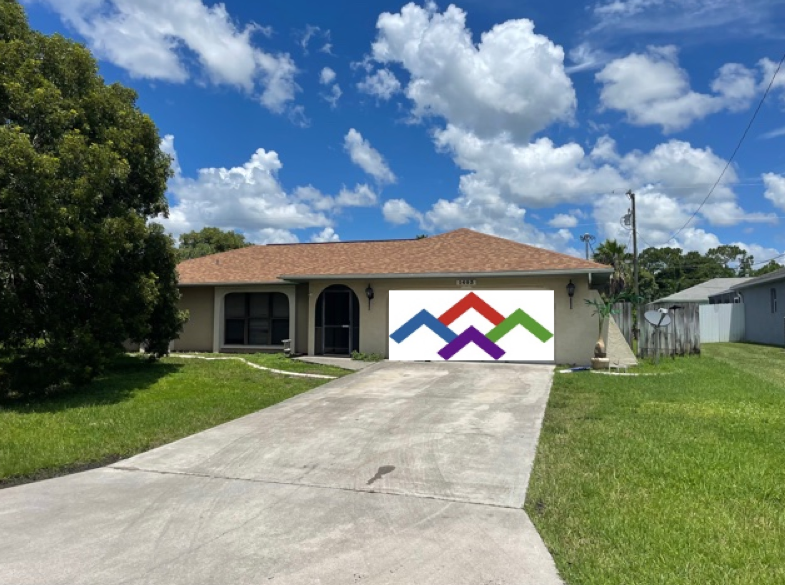 A house with a new roof installed by Four Peaks Roofing in Cape Coral