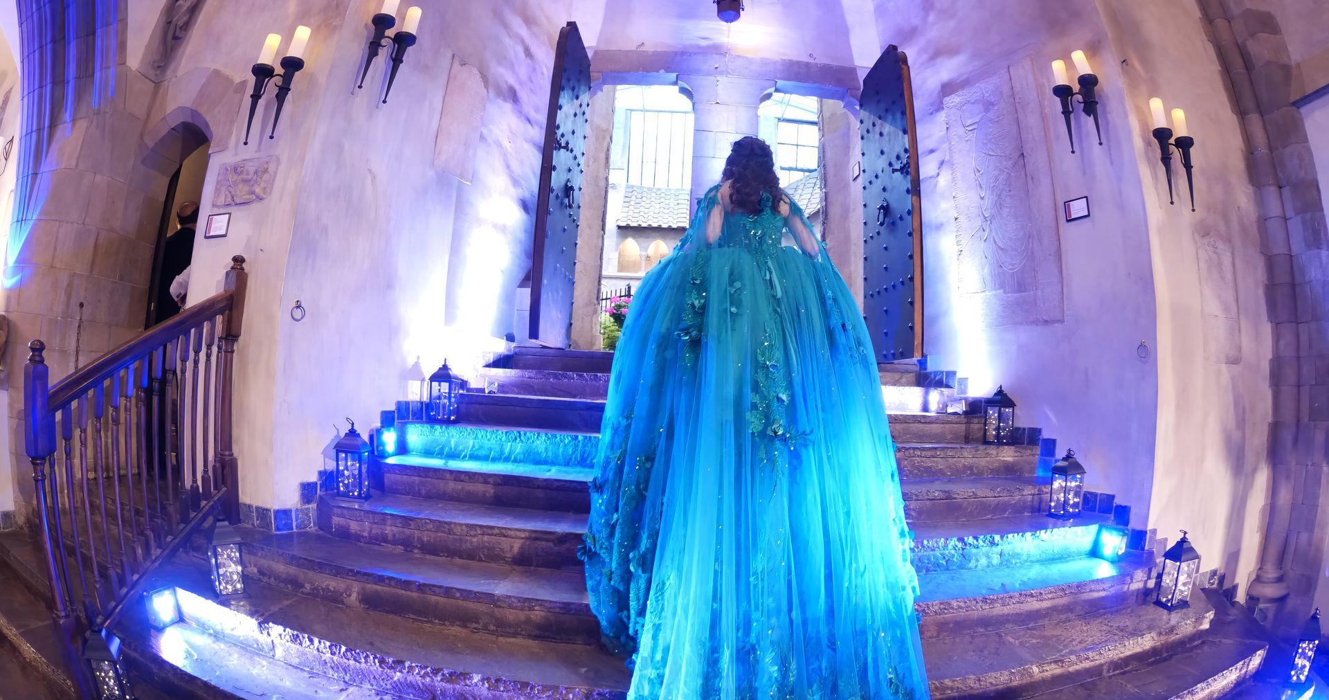 Hammond Castle Wireless Uplighting by Party Time Events - Blue