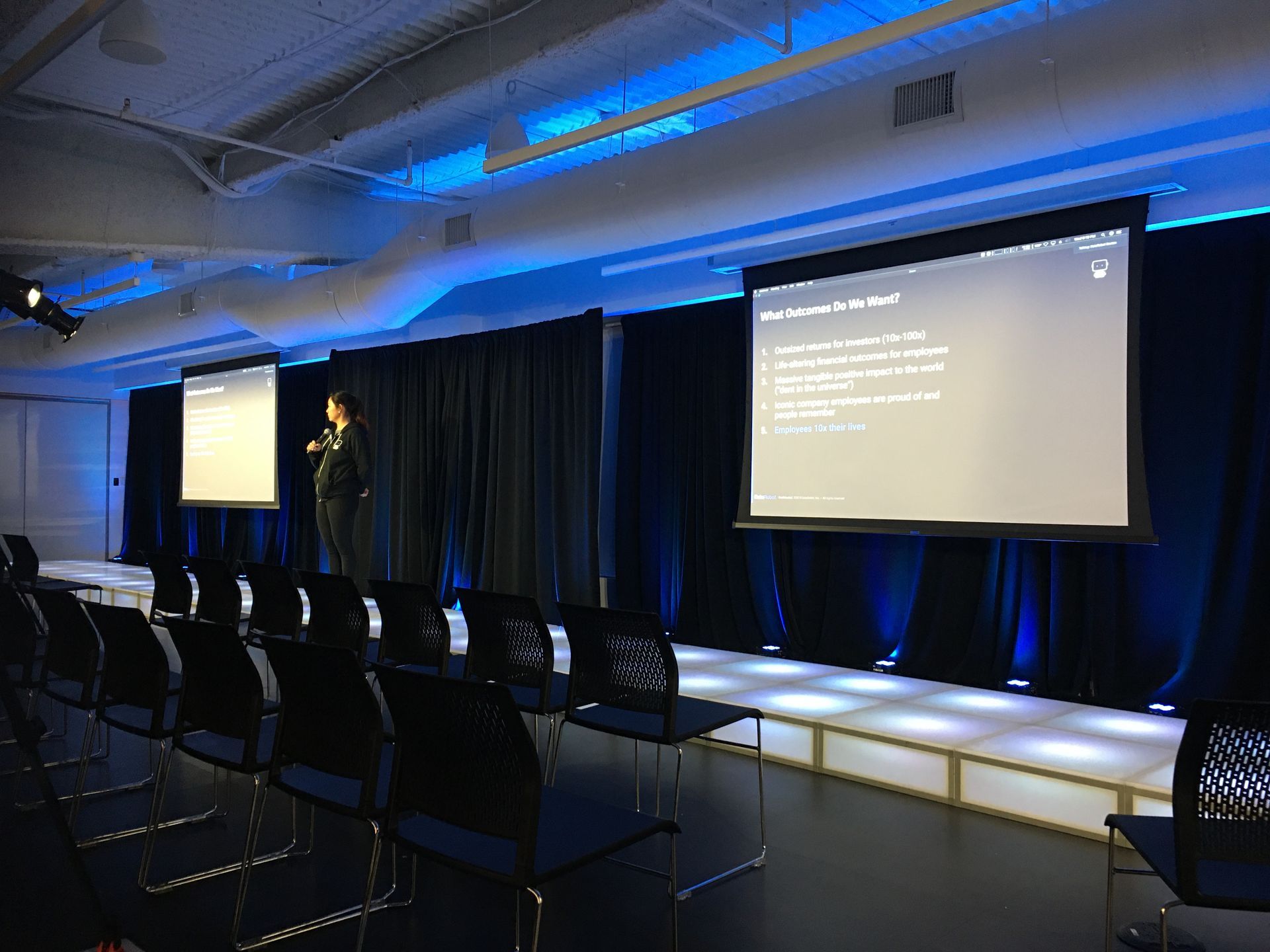 Boston Wireless Uplighting - Pink