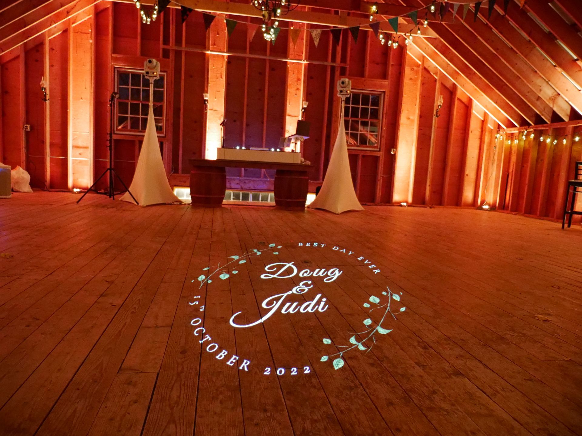 The Hive Farm in ME Wireless Uplighting by Party Time Events - Amber