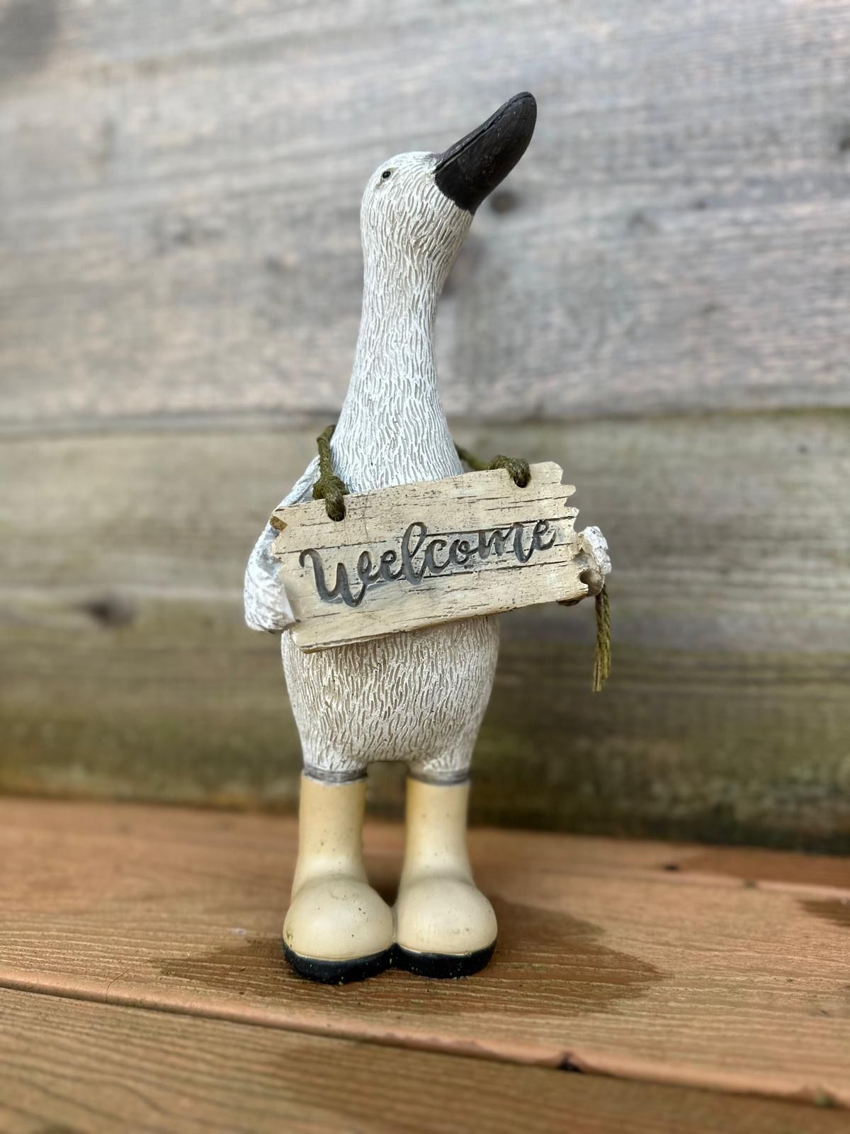 Welcome to the Nest cabin