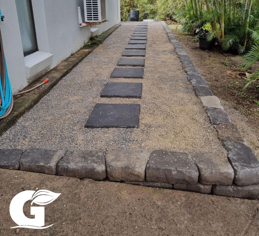 Aggregate Pebbles Construction — Gladstone Garden & Landscaping Supplies in Burua, QLD