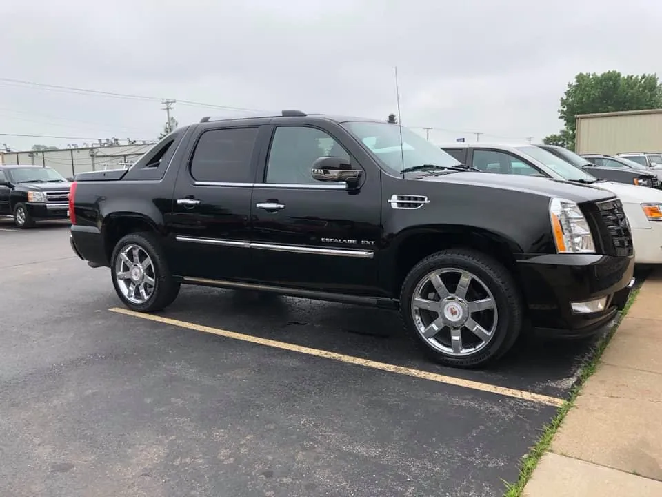 Guaranteed Auto Repair - Truck Repair in Machesney Park, IL 