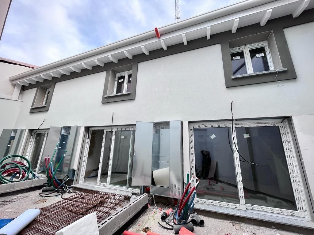 installazione finestre casa privata