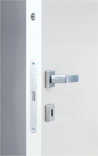 SERRATURA MAGNETICA
CROMO SATINATO – DI SERIE