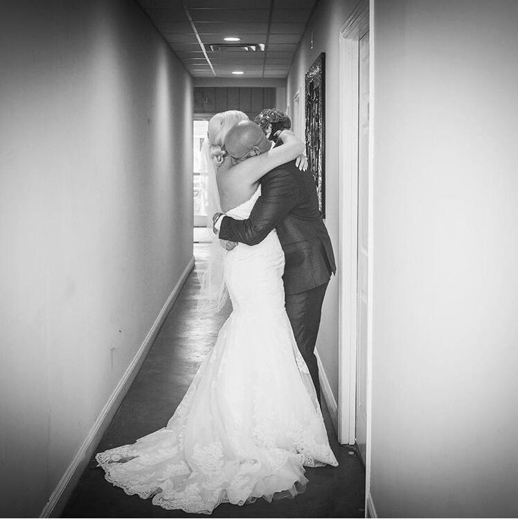 wedding couple hugging