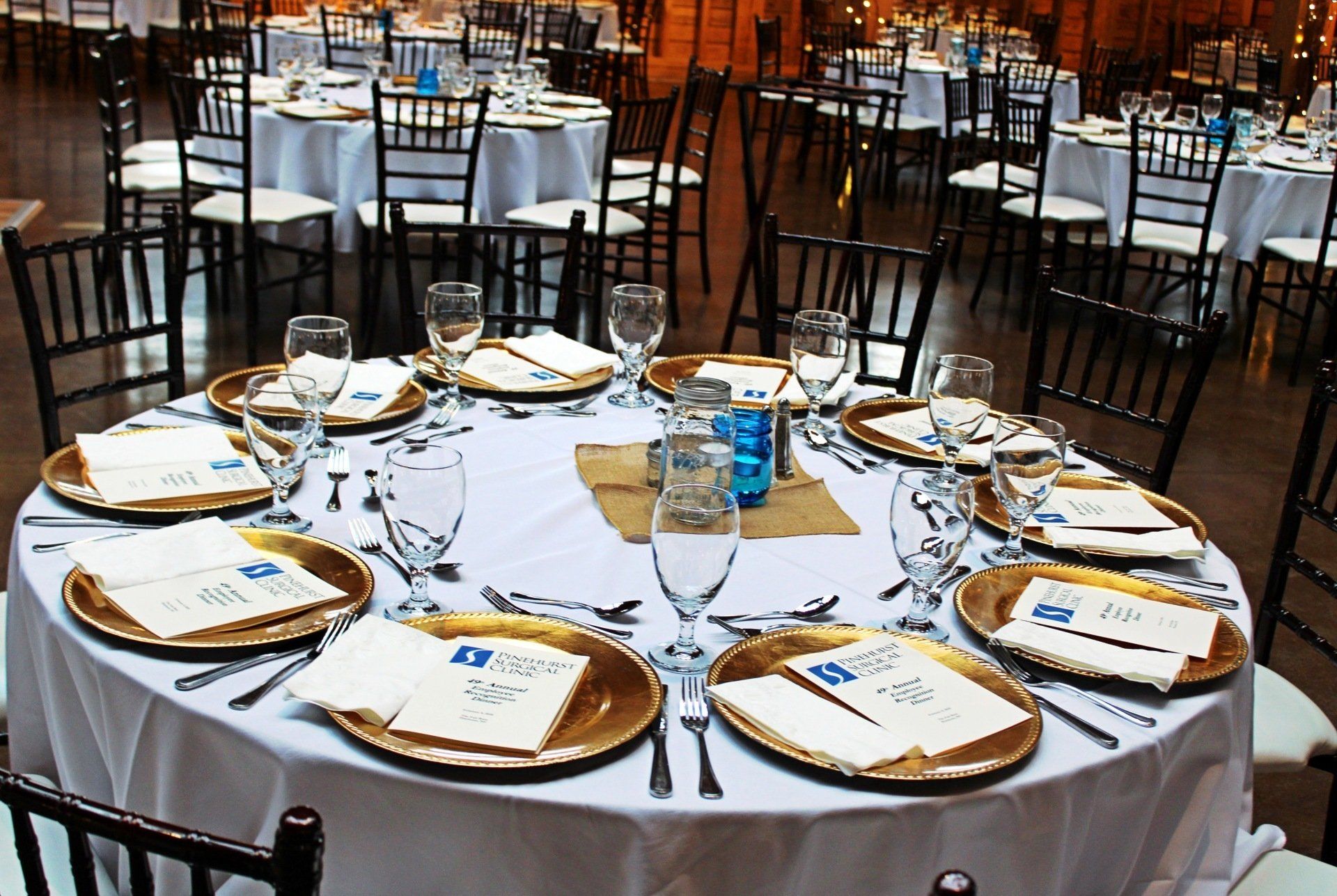 round table set up at Fari Barn venue