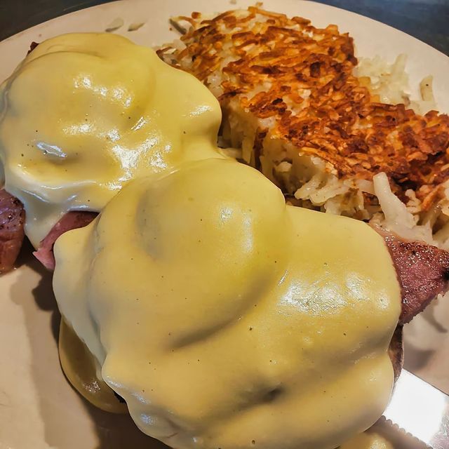 Eggs Benedict at Antonia's Pancake House