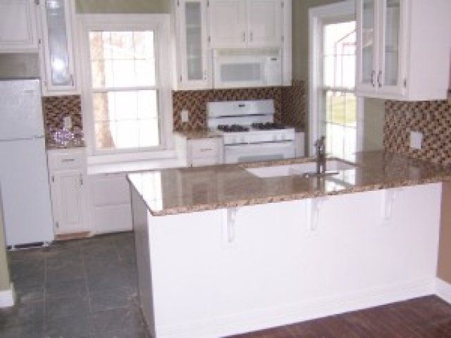 Kitchen in 308 S 49 St | DiBar Enterprises