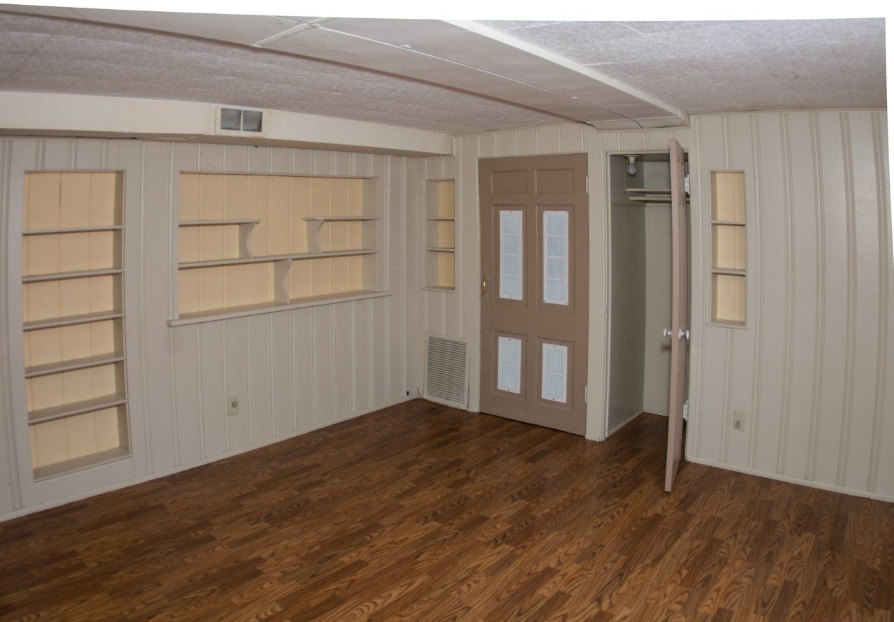 3517 Howard Interior