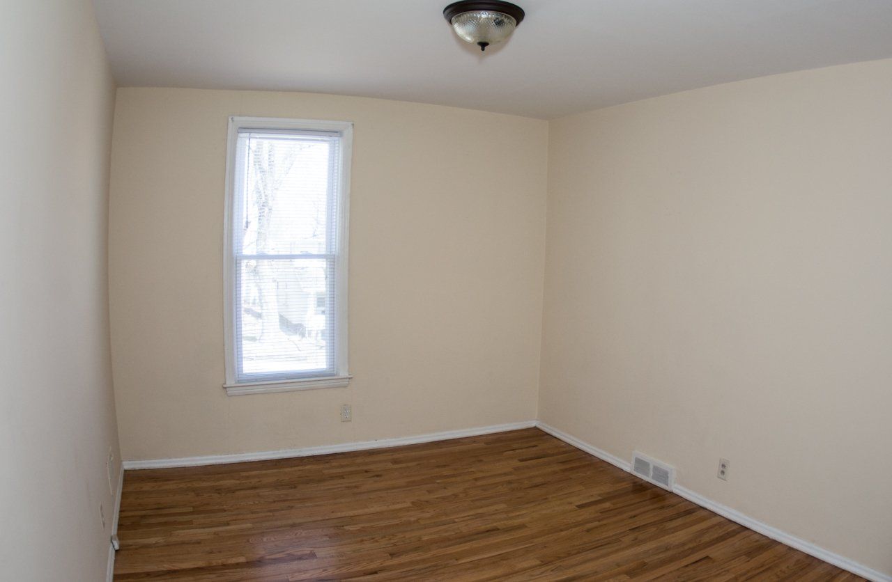 3517 Howard Interior